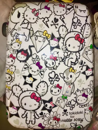 Hello Kitty Suitcase Luggage White