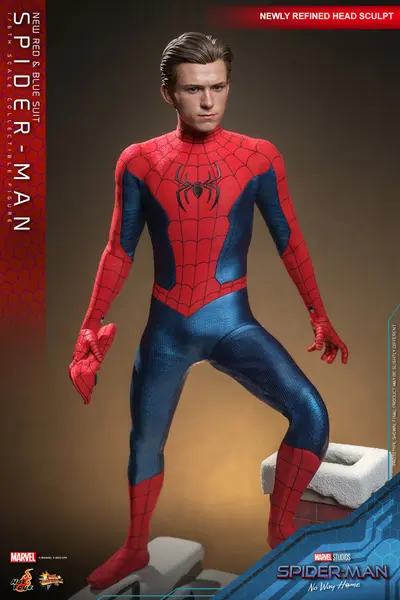 MMS 679 Spider-Man (New Red and Blue Suit)
