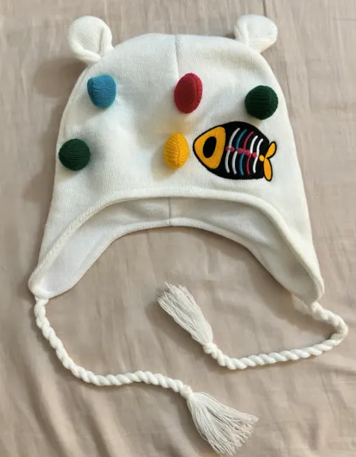 Headwear — item 1