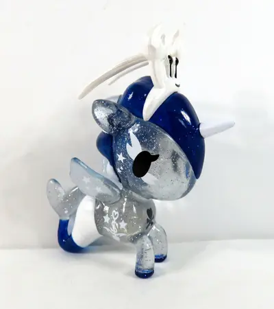 Lil' Red (blue variant)