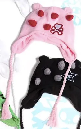Headwear — item 4