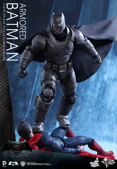MMS 349 Armored Batman