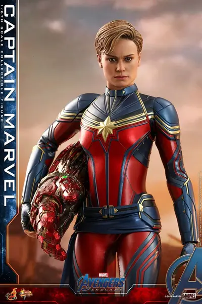 MMS 575 Captain Marvel